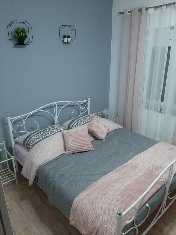 Ferienhaus Karlo Pridraga 외부 사진