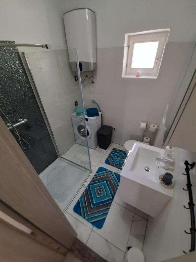 Ferienhaus Karlo Pridraga 외부 사진