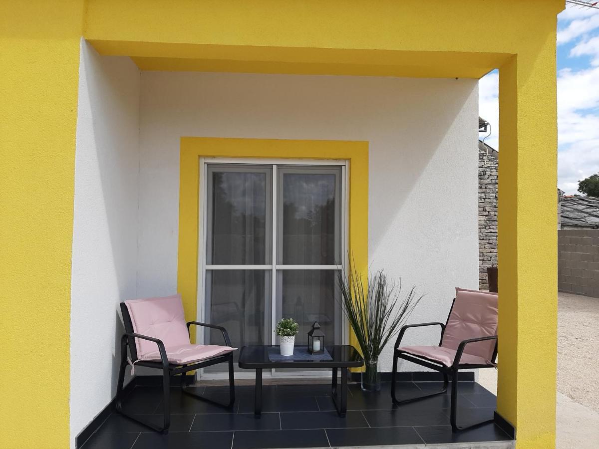 Ferienhaus Karlo Pridraga 외부 사진
