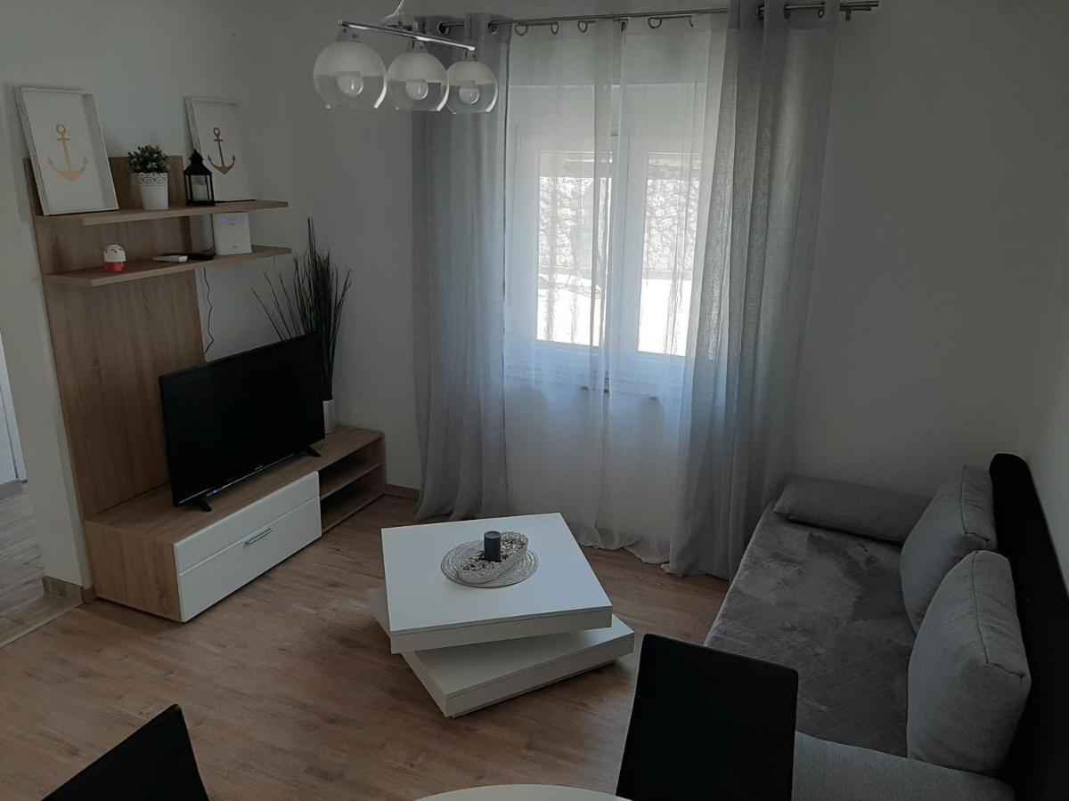 Ferienhaus Karlo Pridraga 외부 사진